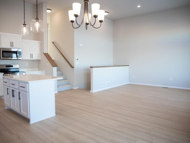 1187 Rachel Drive W, West Fargo, ND 58002