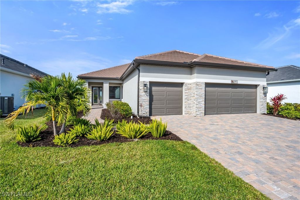 3993 Perseus ST, Naples, FL 34120