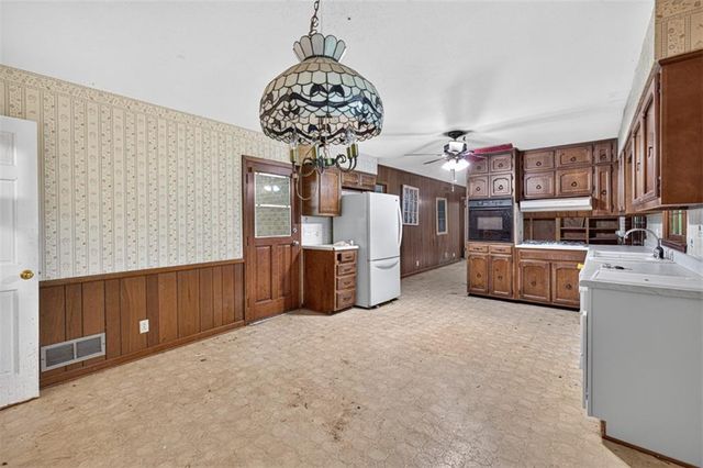 1824 Galilee Court, Tucker, GA 30084