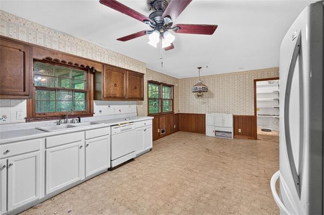 1824 Galilee Court, Tucker, GA 30084