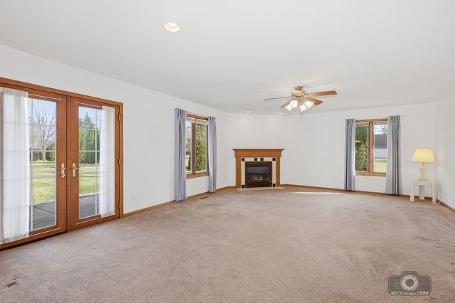 24711 S Sycamore Street, Elwood, IL 60421