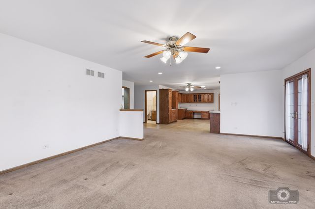 24711 S Sycamore Street, Elwood, IL 60421