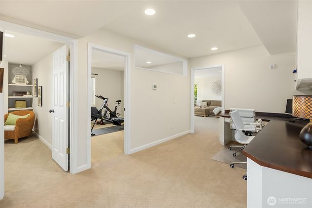7447 W Mercer Way, Mercer Island, WA 98040