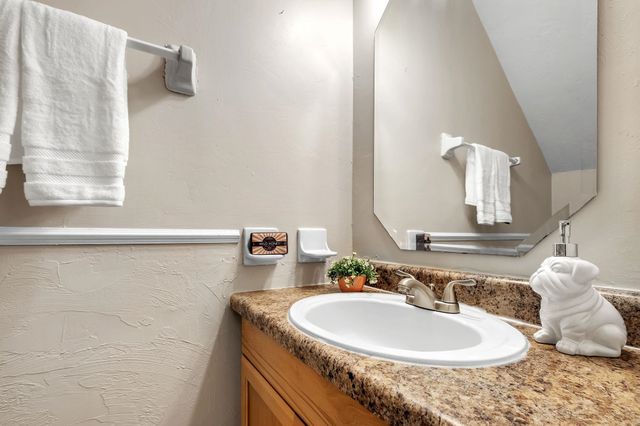 611 ACORN GROVE Court, Tallahassee, FL 32312