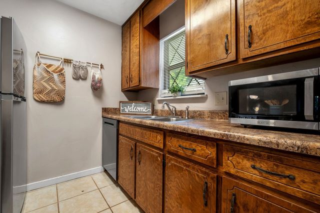 611 ACORN GROVE Court, Tallahassee, FL 32312