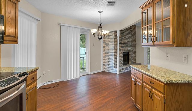 1013 December Drive, Hewitt, TX 76643