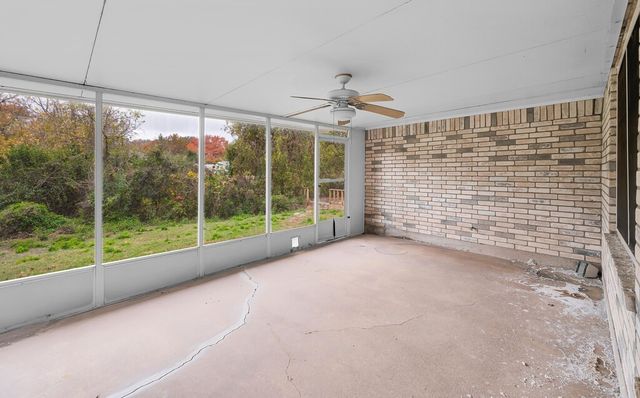 1013 December Drive, Hewitt, TX 76643