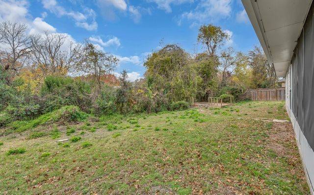 1013 December Drive, Hewitt, TX 76643