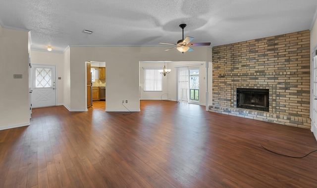 1013 December Drive, Hewitt, TX 76643