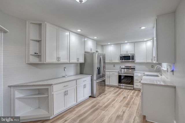 107 DYKE BRANCH RD, Dover, DE 19901