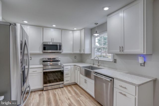 107 DYKE BRANCH RD, Dover, DE 19901