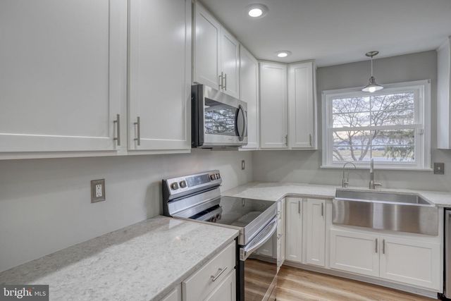 107 DYKE BRANCH RD, Dover, DE 19901