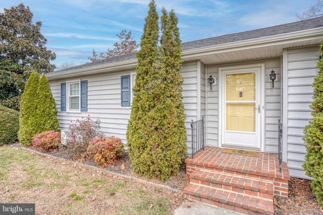 107 DYKE BRANCH RD, Dover, DE 19901