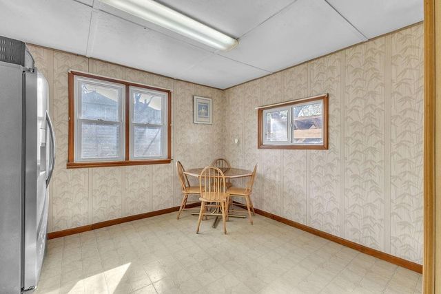 1401 N 12th Street, St Joseph, MO 64501