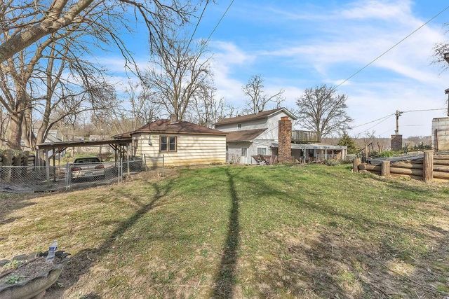 1401 N 12th Street, St Joseph, MO 64501