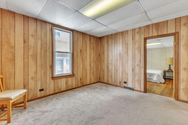 1401 N 12th Street, St Joseph, MO 64501