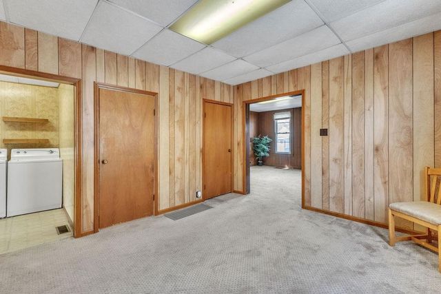 1401 N 12th Street, St Joseph, MO 64501