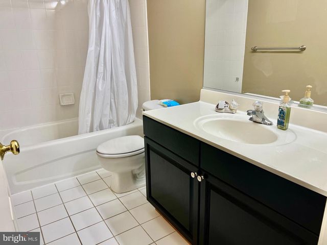 18 KYLE WAY, Ewing Twp, NJ 08560