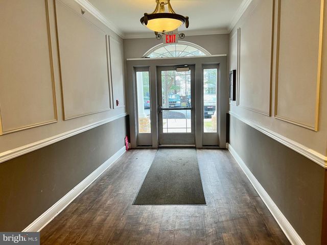 18 KYLE WAY, Ewing Twp, NJ 08560