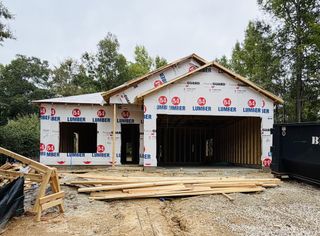 10 Lee Road 2185, Phenix City, AL 36870