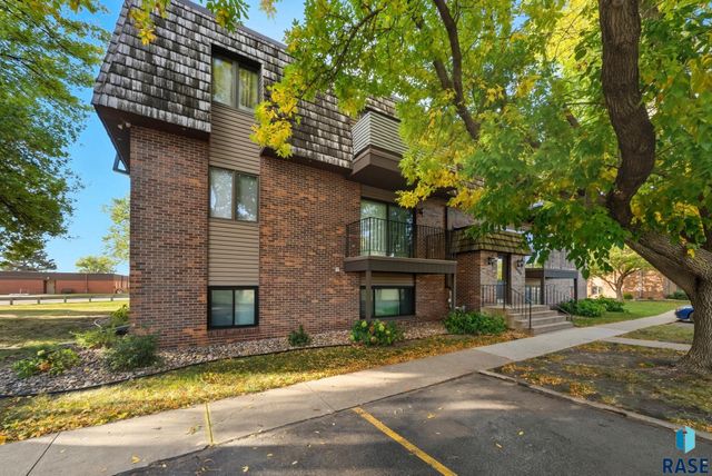 3552 S Gateway Blvd Boulevard 104, Sioux Falls, SD 57106