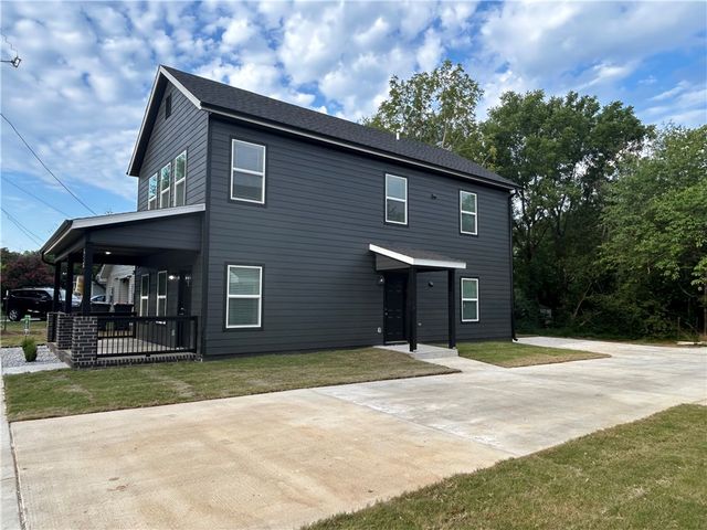 516,518 Crutcher, Springdale, AR 72764