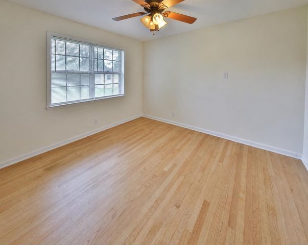 7262 PAM DR, Millington, TN 38053