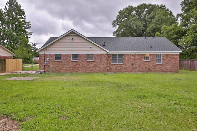 7262 PAM DR, Millington, TN 38053