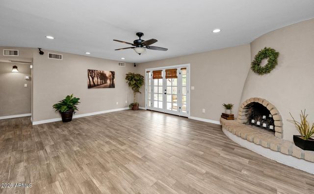 14256 N 60th Street, Scottsdale, AZ 85254