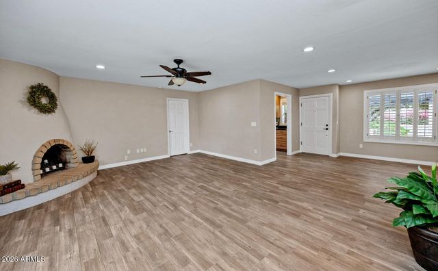 14256 N 60th Street, Scottsdale, AZ 85254