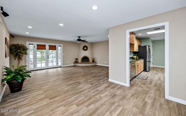14256 N 60th Street, Scottsdale, AZ 85254