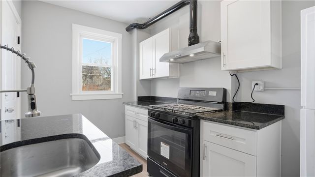 613 Paulson Ave, Lincoln Larimer, PA 15206