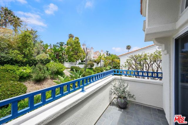 6475 Zuma View Place 133, Malibu, CA 90265