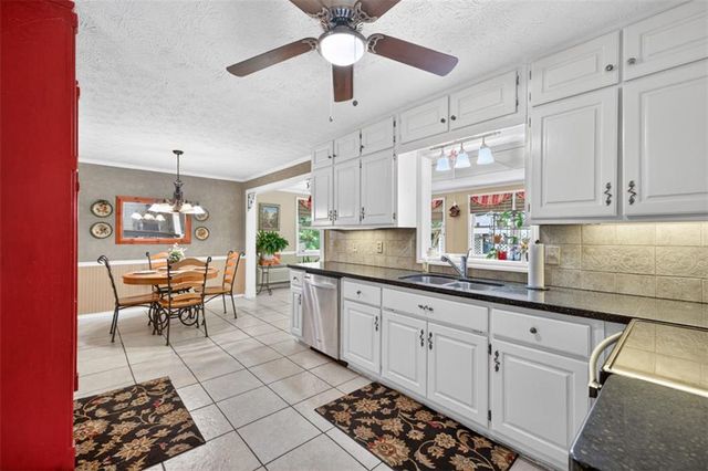2844 Sardis Drive, Buford, GA 30519