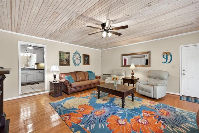 2844 Sardis Drive, Buford, GA 30519
