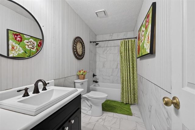 2844 Sardis Drive, Buford, GA 30519