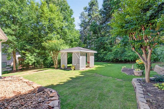 2844 Sardis Drive, Buford, GA 30519