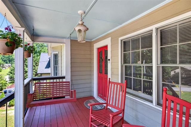 2844 Sardis Drive, Buford, GA 30519