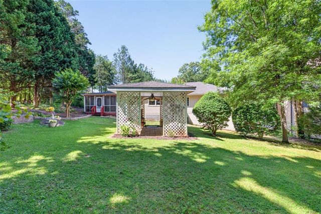 2844 Sardis Drive, Buford, GA 30519