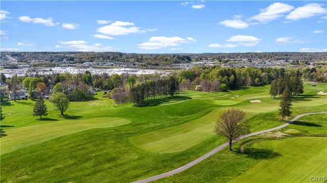 30 Allman Pl, New Hartford, NY 13413