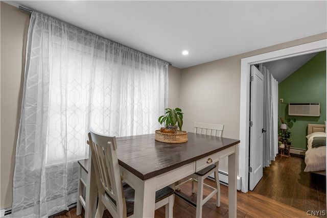 30 Allman Pl, New Hartford, NY 13413