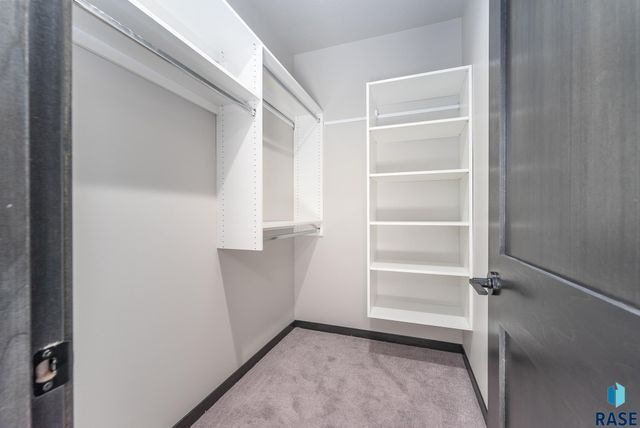 1230 N Titan St Street, Tea, SD 57064