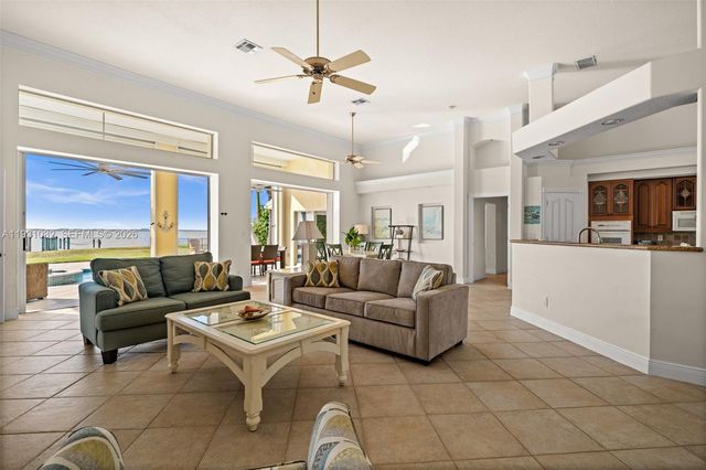 264 Bayshore Drive, Cape Coral, FL 33904