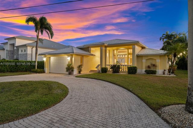 264 Bayshore Drive, Cape Coral, FL 33904