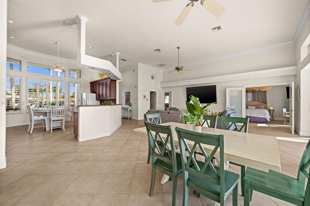 264 Bayshore Drive, Cape Coral, FL 33904