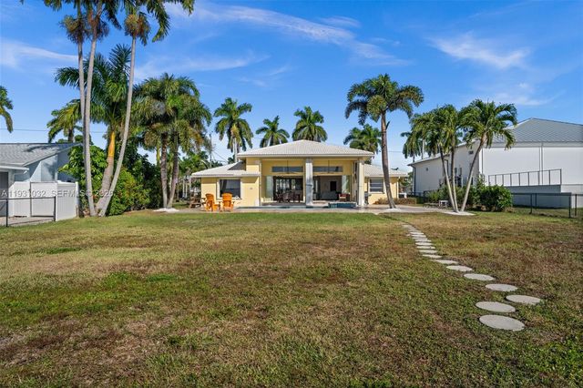 264 Bayshore Drive, Cape Coral, FL 33904