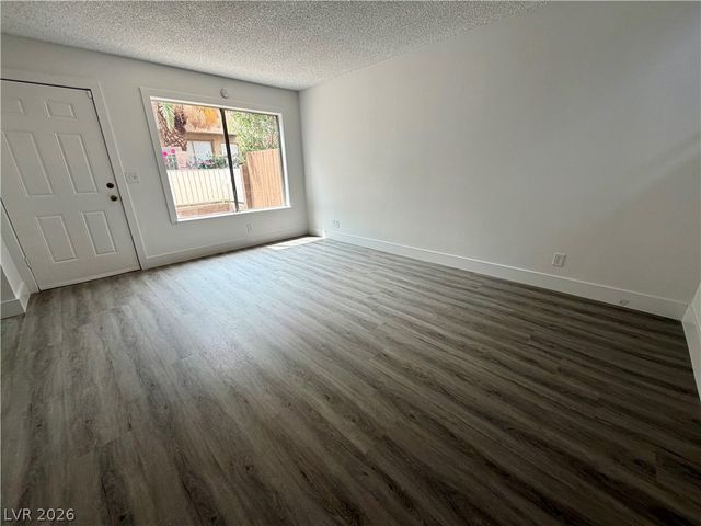 2212 Tall Pine Drive, Las Vegas, NV 89108