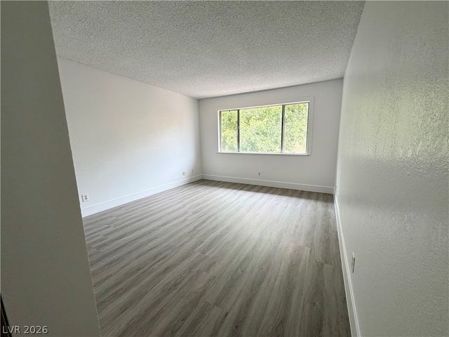 2212 Tall Pine Drive, Las Vegas, NV 89108