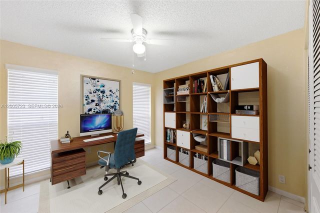 120 NW 84th Way, Coral Springs, FL 33071