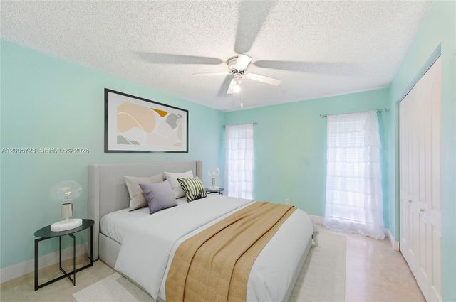 120 NW 84th Way, Coral Springs, FL 33071